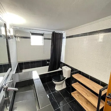 Down Town Apartman Kosz